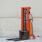 Semi Electric Walkie Stacker Lifter 2.5M Capacity 1T