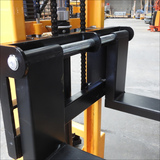 Manual Hand Stacker Lifter Lifting 1600mm Capacity 1T