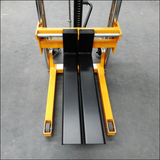 Platform Stacker Manual Lifting 1800mm Capacity 400kg