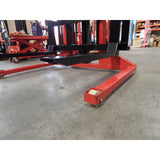 1.6M Manual Straddle Pallet Stacker 1Ton